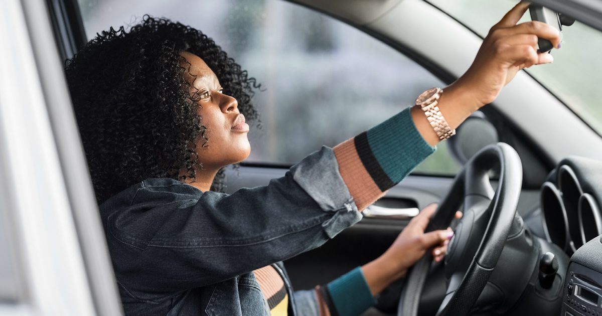 How do those car insurance tracking devices work?